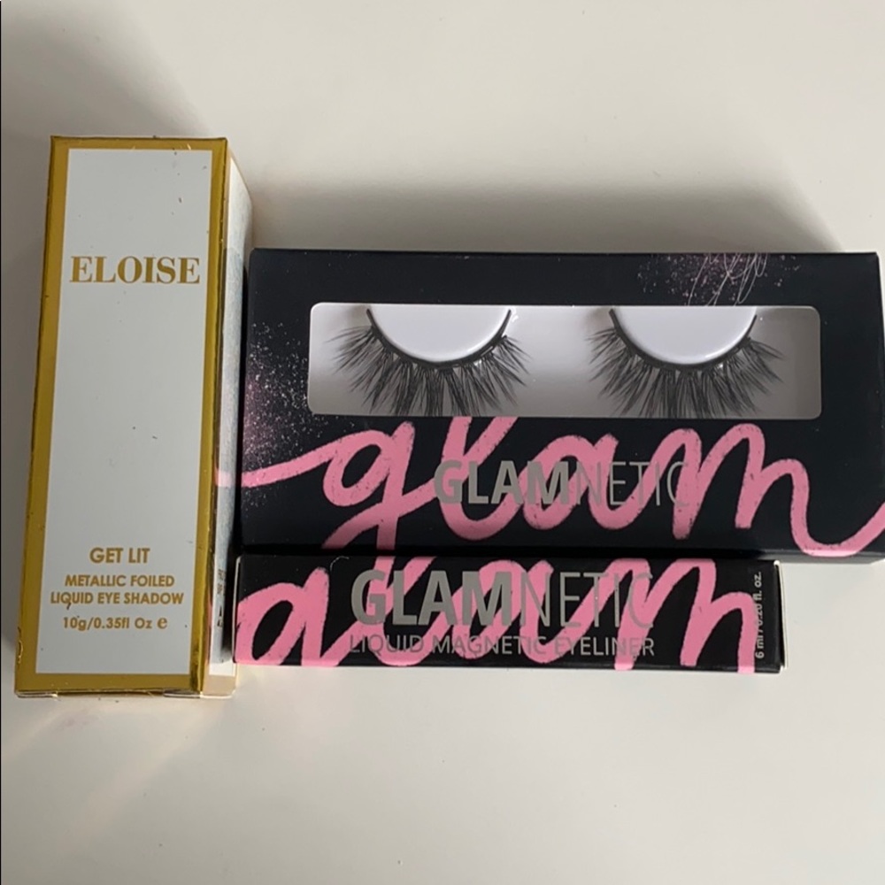Makeup bundle